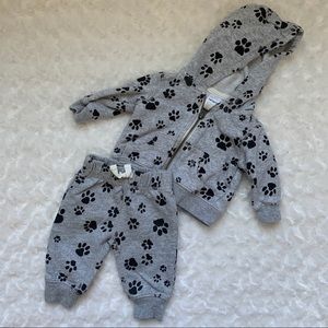 [5 for $25] Paw print sweat suit newborn outfit